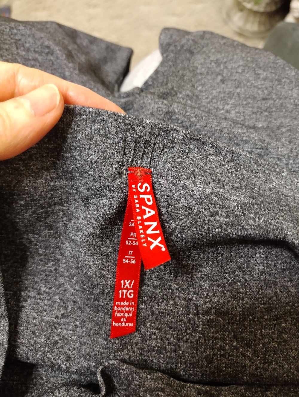 Spanx Full Length High-Rise Heathered Charcoal Leggings - Picture 6 of 7